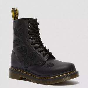 Doc Martens 1460 Vonda Boots